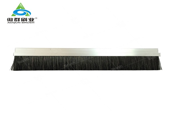 Do You Know The Material Characteristics Of Brush Seal Draught Excluder? AOQUN